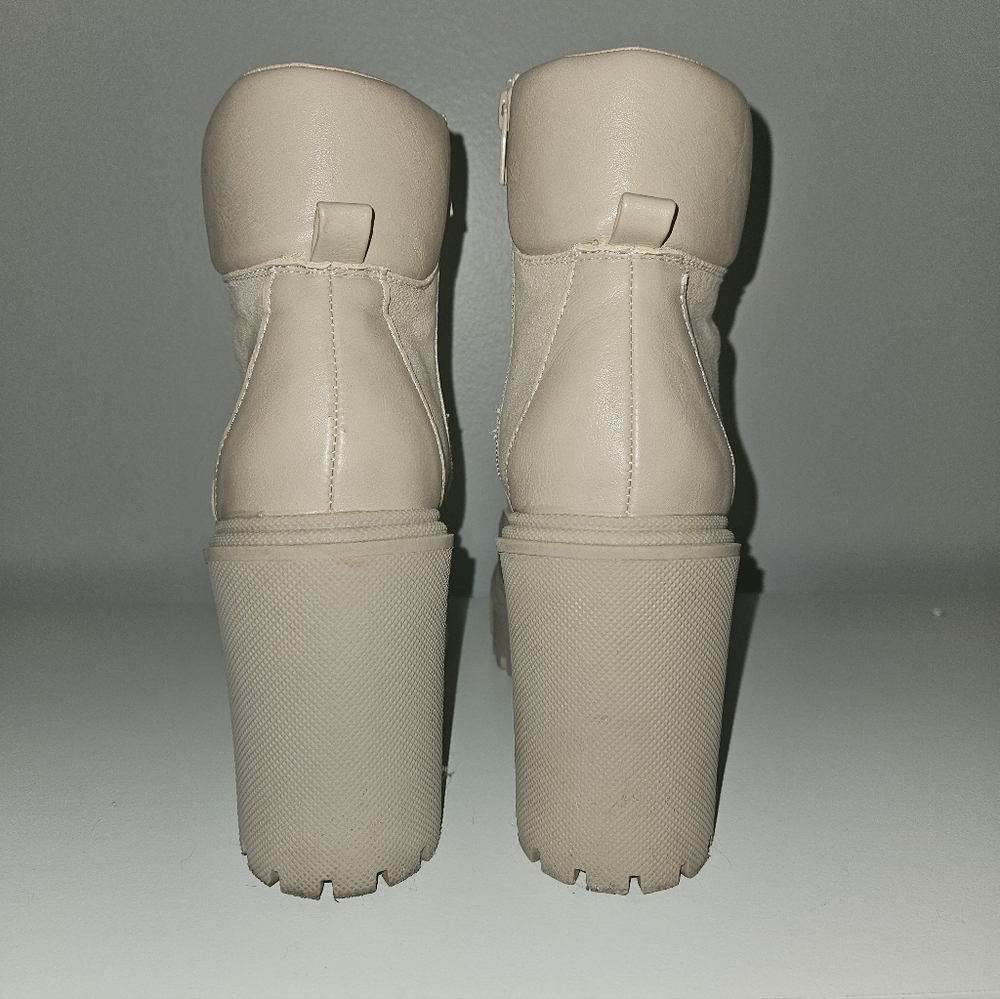 Madden Girl Beige Lace-Up Platform Lug Sole Boots - Size 9.5 - Picture 6 of 10